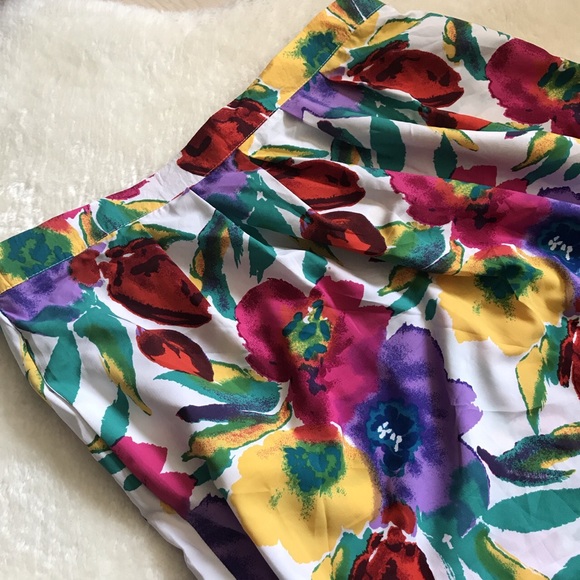 Vintage Dresses & Skirts - Vintage Floral Skirt